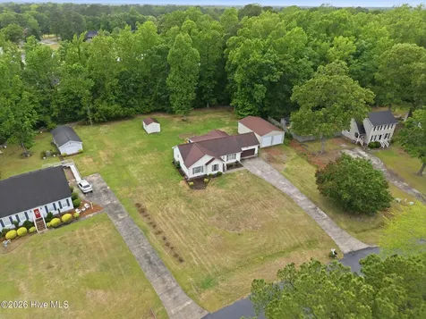 203 Hillingdale Drive Washington NC 27889