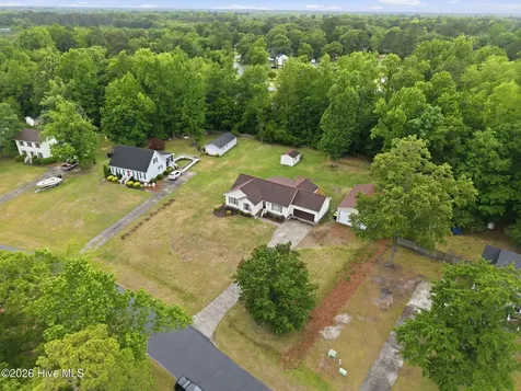 203 Hillingdale Drive Washington NC 27889