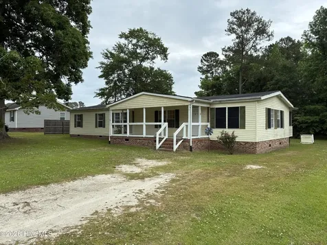 51 King Arthur Drive Whiteville NC 28472