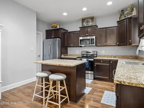 118 South Sea Street Jacksonville NC 28546