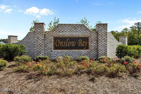 118 South Sea Street Jacksonville NC 28546