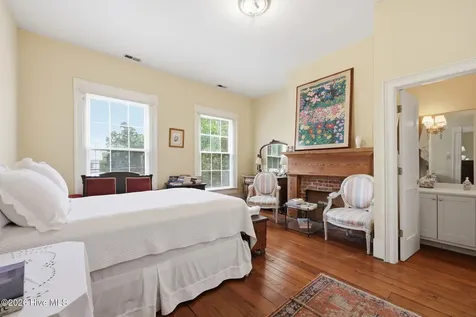 307 Ann Street Beaufort NC 28516