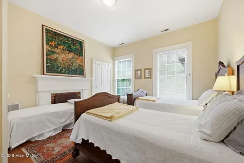 307 Ann Street Beaufort NC 28516