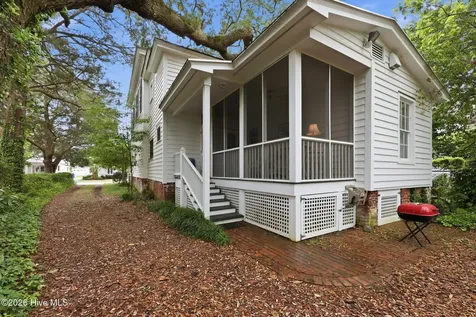 307 Ann Street Beaufort NC 28516