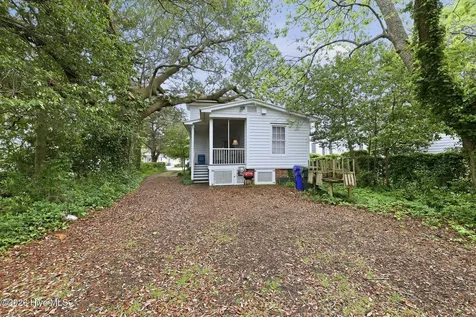 307 Ann Street Beaufort NC 28516