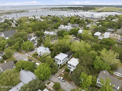 307 Ann Street Beaufort NC 28516