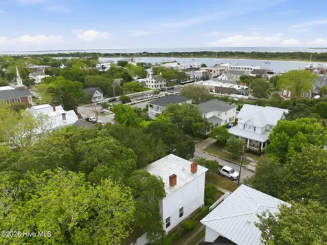 307 Ann Street Beaufort NC 28516