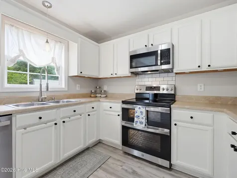 310 Combine Court Richlands NC 28574