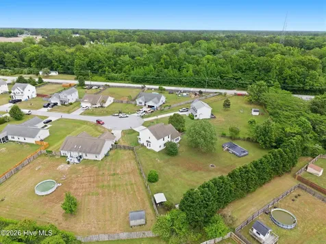 310 Combine Court Richlands NC 28574
