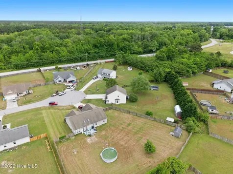 310 Combine Court Richlands NC 28574