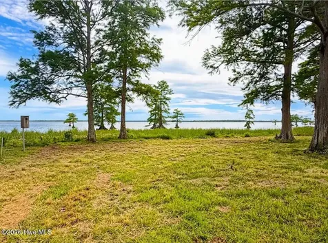 6386 Piney Woods Road Fairfield NC 27826