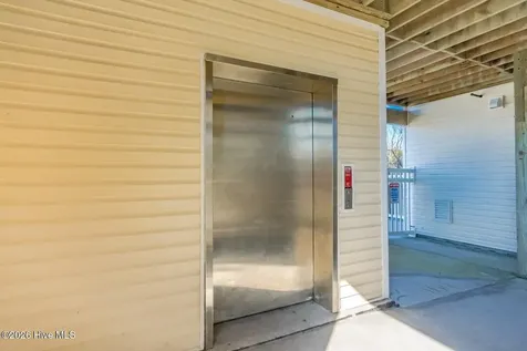 1507 N New River Drive Surf City NC 28445