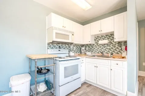 1507 N New River Drive Surf City NC 28445