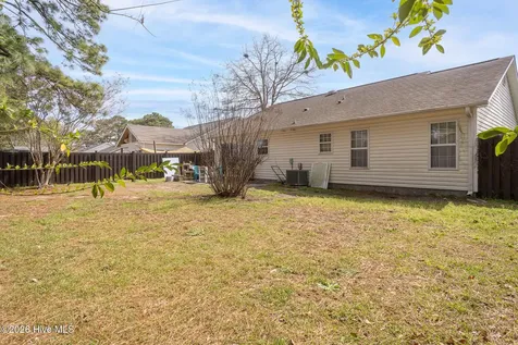 813 Brewster Lane Wilmington NC 28412
