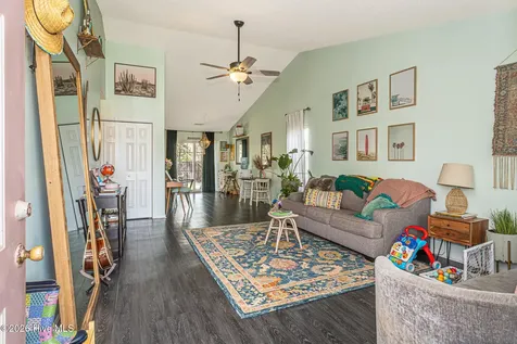 813 Brewster Lane Wilmington NC 28412