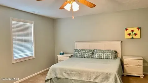 1908 Joslyn Drive Morehead City NC 28557
