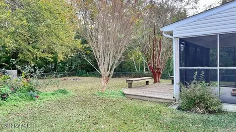 1908 Joslyn Drive Morehead City NC 28557