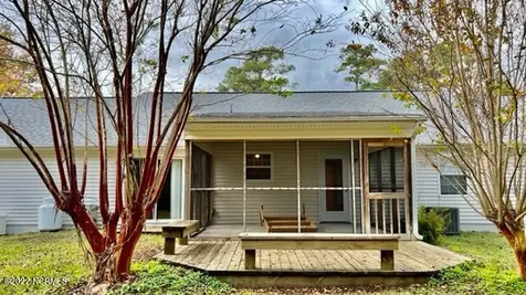 1908 Joslyn Drive Morehead City NC 28557