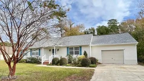 1908 Joslyn Drive Morehead City NC 28557
