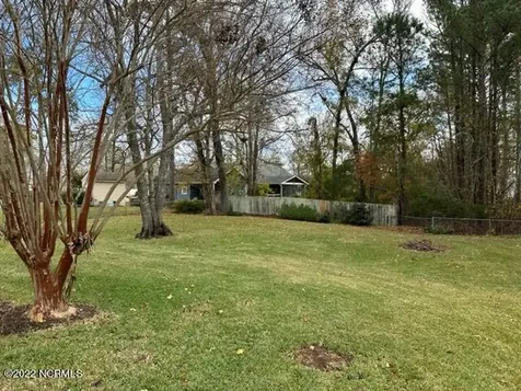 1908 Joslyn Drive Morehead City NC 28557