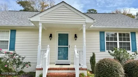 1908 Joslyn Drive Morehead City NC 28557
