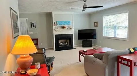 1908 Joslyn Drive Morehead City NC 28557