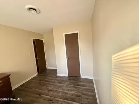 512 S Pine Cone Lane Jacksonville NC 28546