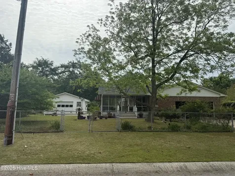 216 Deborah Place Jacksonville NC 28540