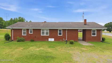 7302 Cabin Branch Road Stantonsburg NC 27883
