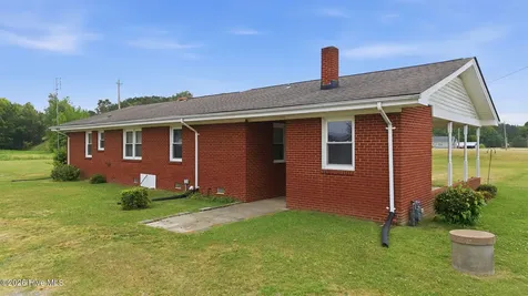 7302 Cabin Branch Road Stantonsburg NC 27883