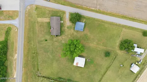 7302 Cabin Branch Road Stantonsburg NC 27883