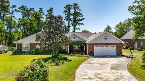 1609 Sanderling Drive Morehead City NC 28557