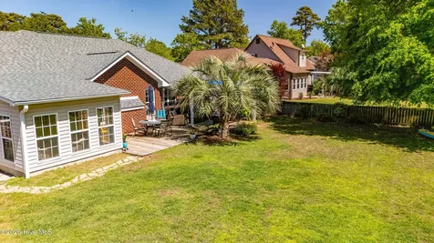 1609 Sanderling Drive Morehead City NC 28557