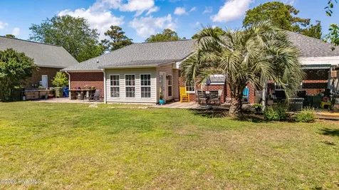 1609 Sanderling Drive Morehead City NC 28557