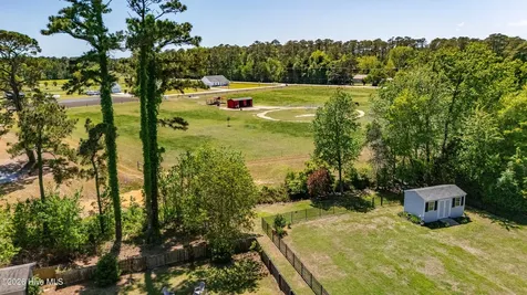 1609 Sanderling Drive Morehead City NC 28557