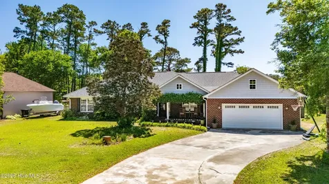 1609 Sanderling Drive Morehead City NC 28557