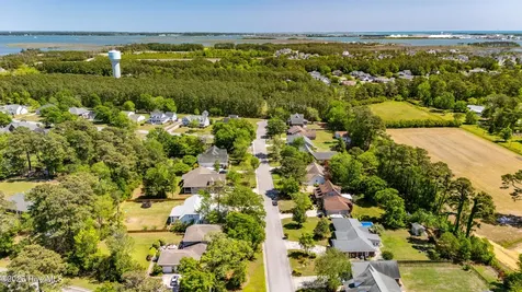 1609 Sanderling Drive Morehead City NC 28557