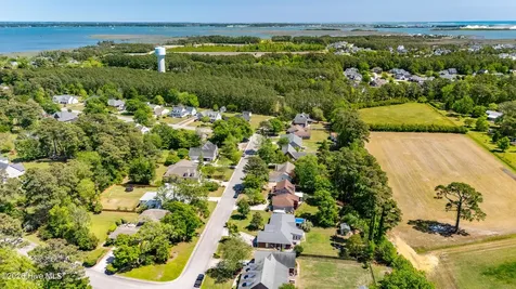 1609 Sanderling Drive Morehead City NC 28557