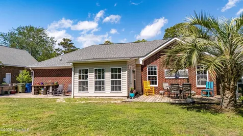 1609 Sanderling Drive Morehead City NC 28557