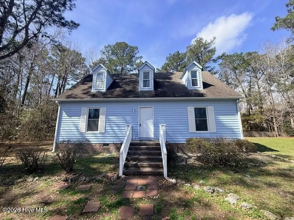 309 Country Club Lane Newport NC 28570