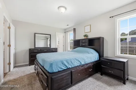 104 Foxden Drive Hubert NC 28539