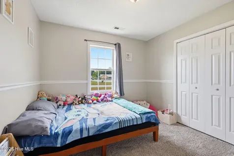 104 Foxden Drive Hubert NC 28539