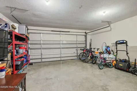 104 Foxden Drive Hubert NC 28539