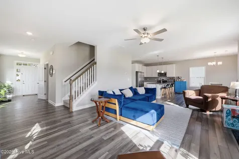 966 Appaloosa Trail Grimesland NC 27837
