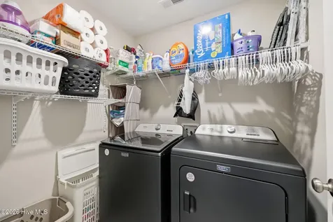 966 Appaloosa Trail Grimesland NC 27837