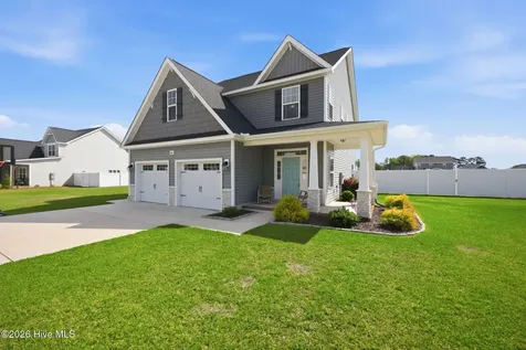 966 Appaloosa Trail Grimesland NC 27837