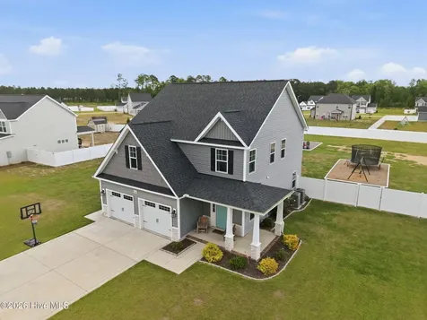 966 Appaloosa Trail Grimesland NC 27837