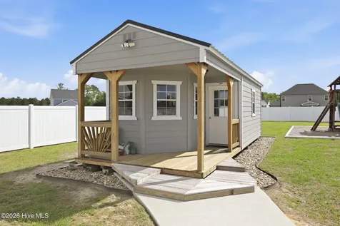 966 Appaloosa Trail Grimesland NC 27837