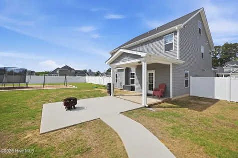 966 Appaloosa Trail Grimesland NC 27837