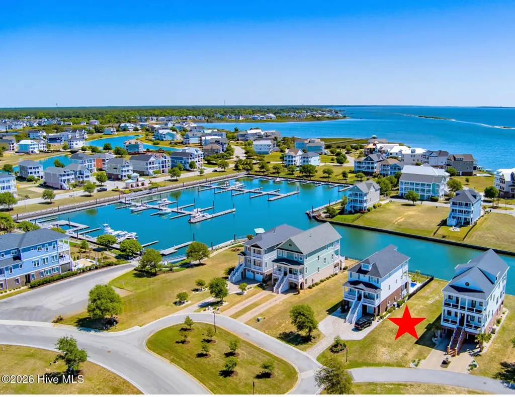 101 Nautical Pointe Newport NC 28570
